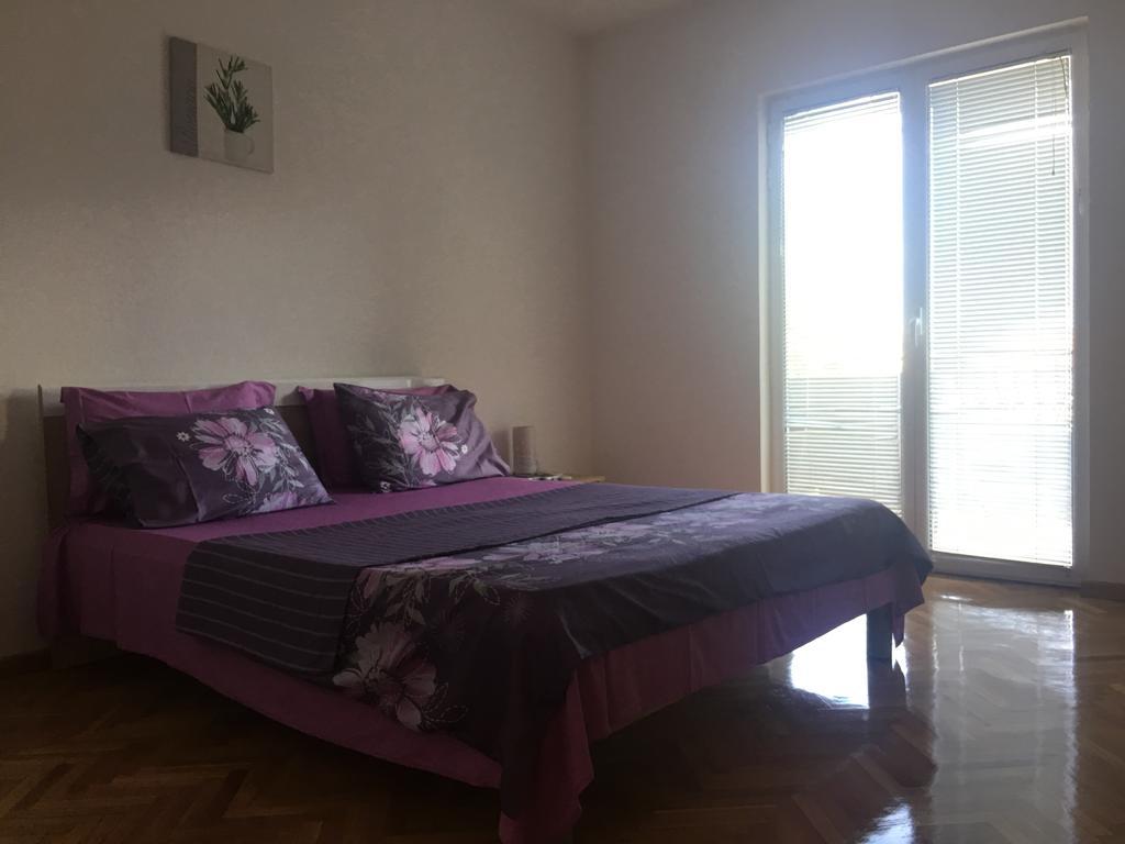 Sim Apartment *