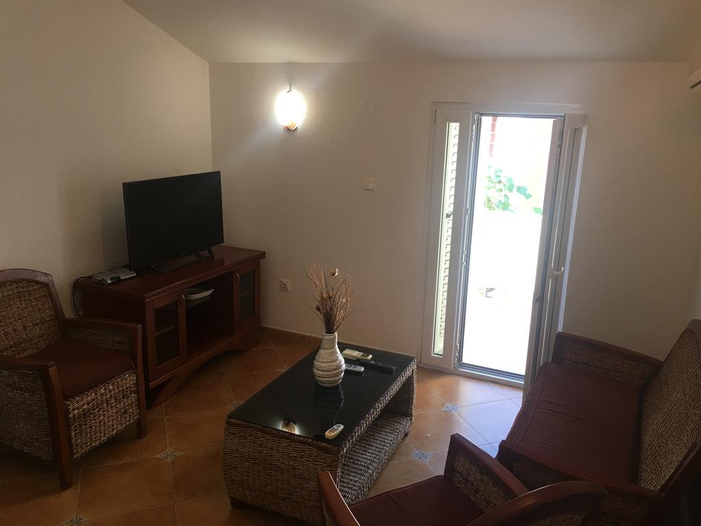 Sim Apartment *